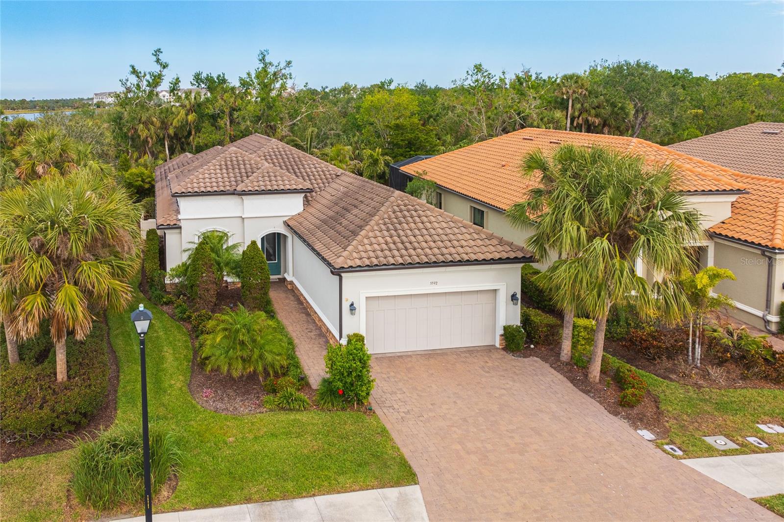 Photo 2 of 5592 SEMOLINO ST