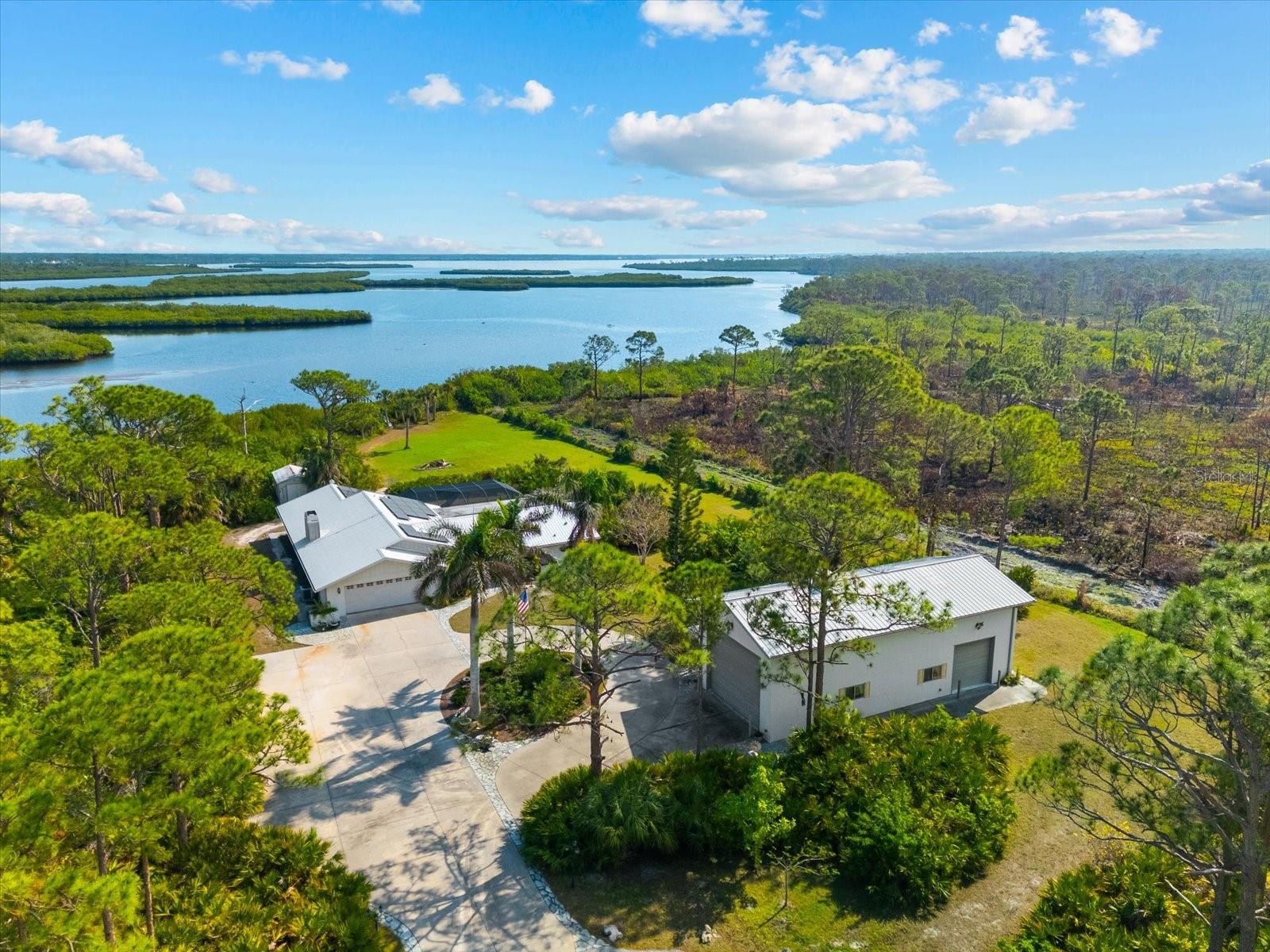 Photo of 38 RIVERFRONT DR