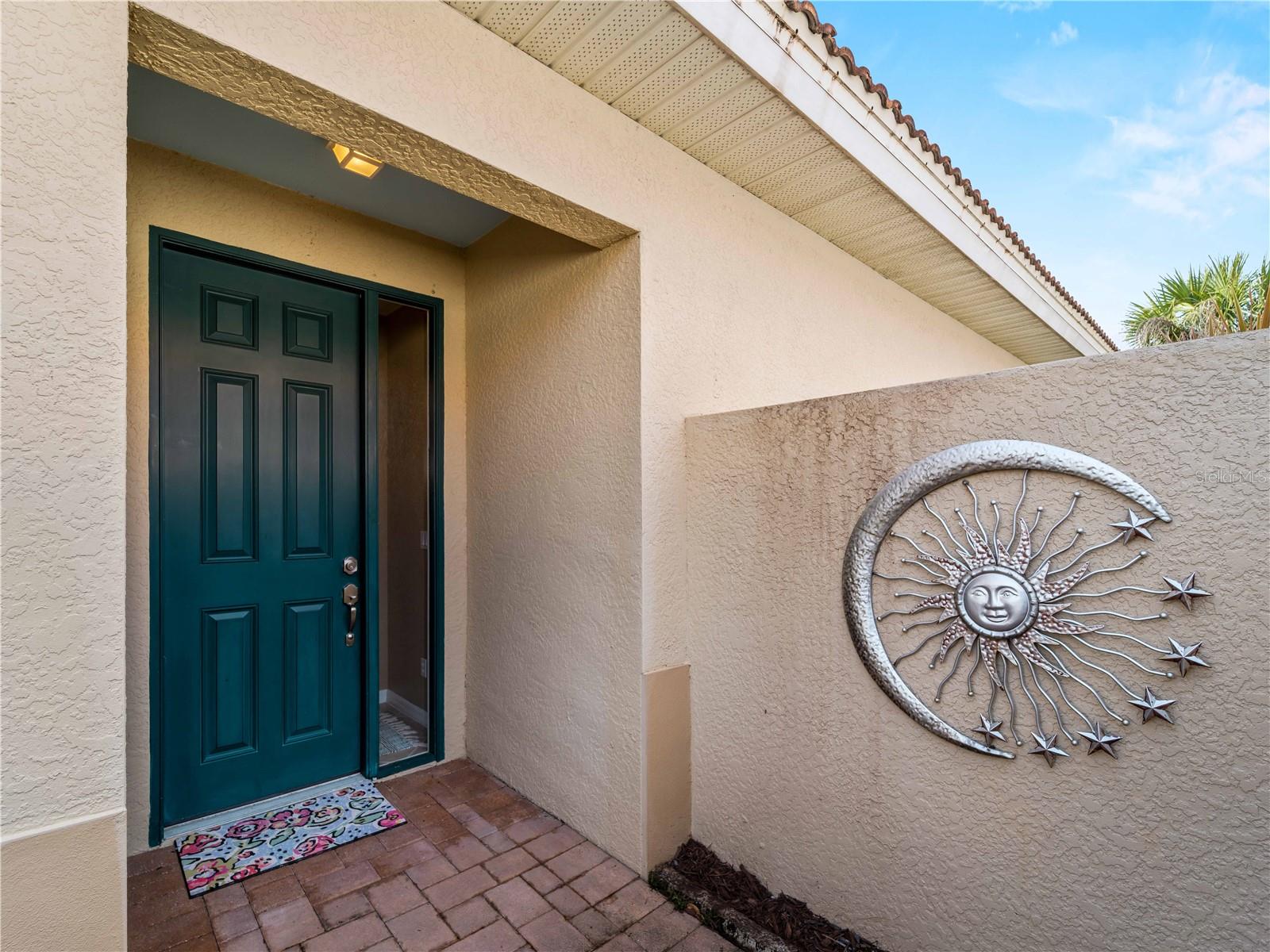 Photo 5 of 482 MONTELLUNA DR