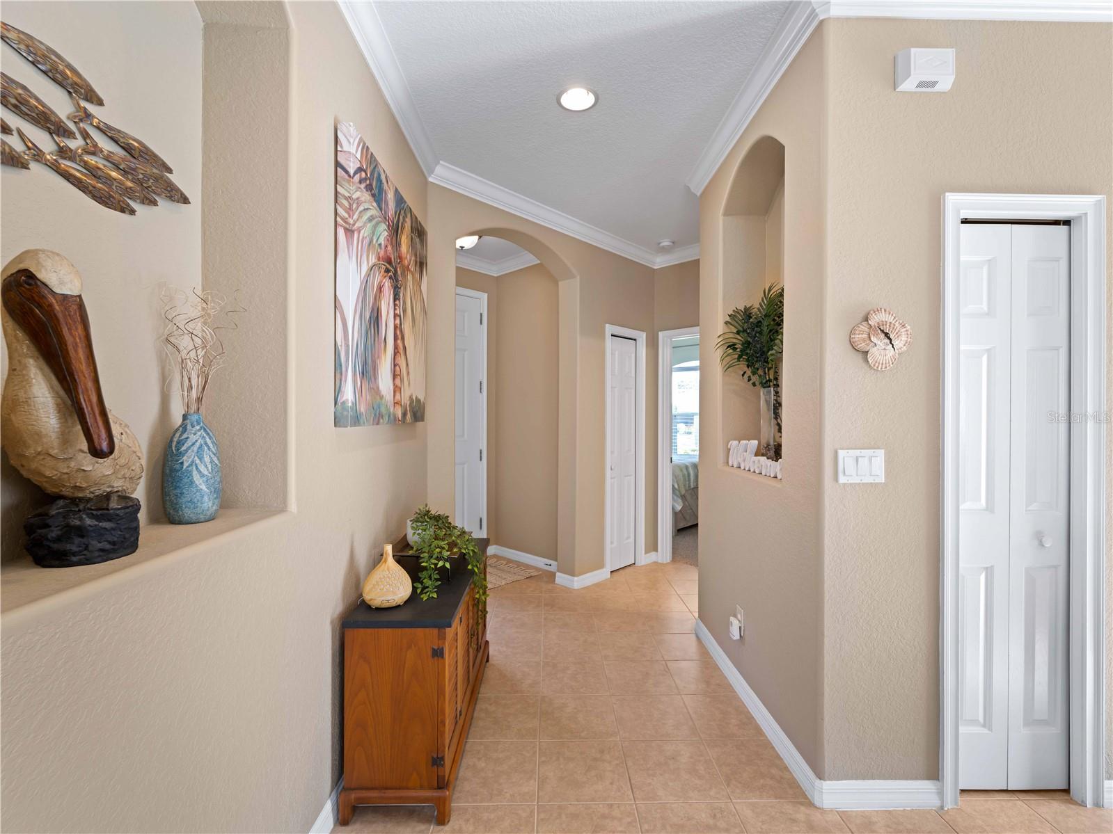 Photo 6 of 482 MONTELLUNA DR