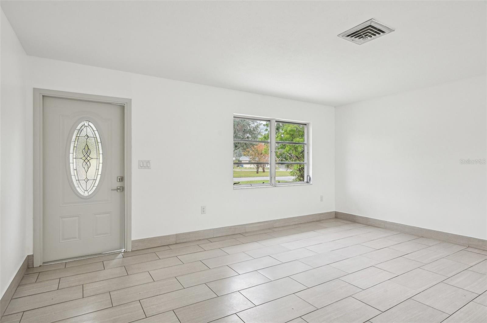 Photo 6 of 1114 MYRTLE AVE