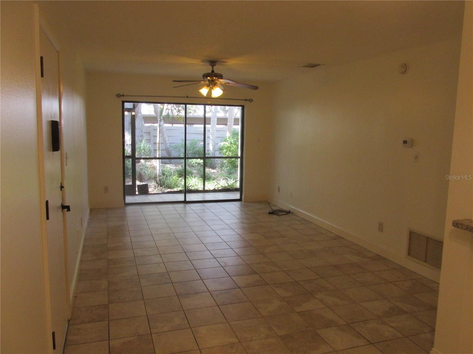 Photo 4 of 622 BIRD BAY DR S #101