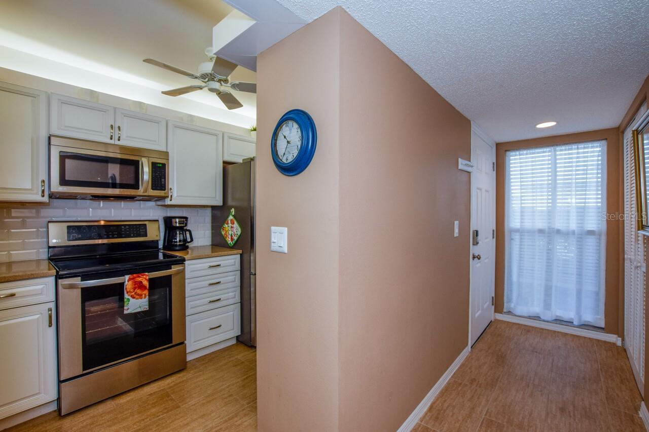 Photo 3 of 435 CERROMAR LN #328