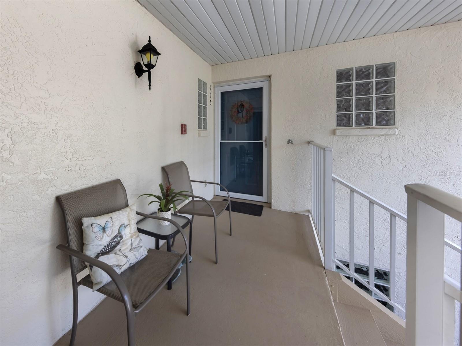 Photo 5 of 805 MONTROSE DR #203