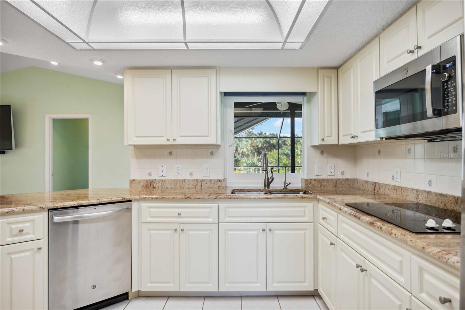 Photo 5 of 5694 HALE RD