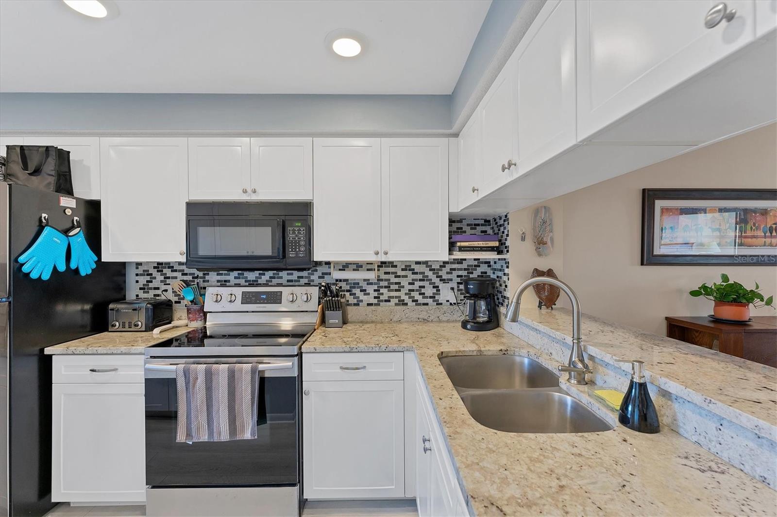 Photo 7 of 934 WEXFORD BLVD #934