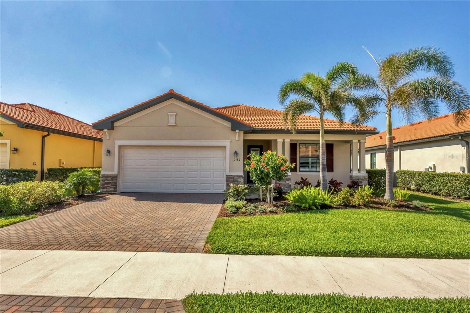 Photo 2 of 10181 COLUBRINA DR