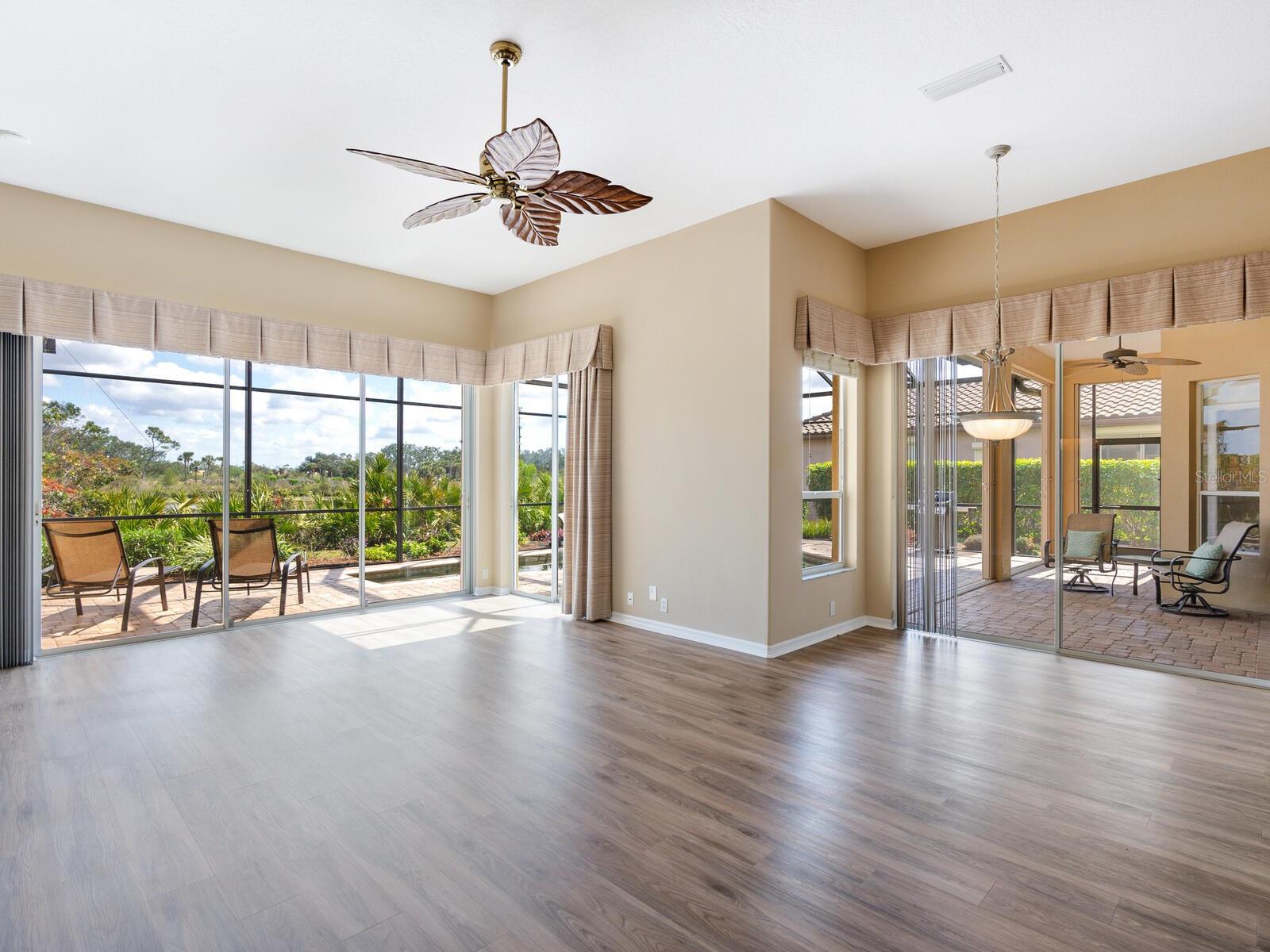 Photo 6 of 1241 RESERVE DR