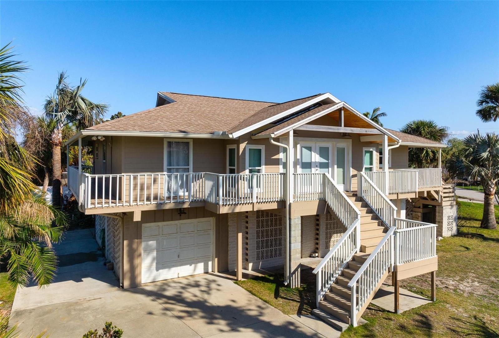 Photo of 397 FLAMINGO DR