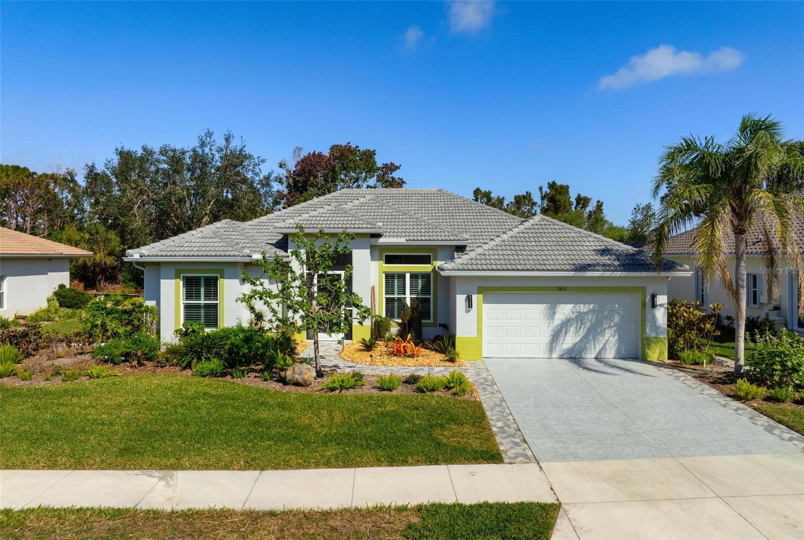 Photo 2 of 707 PETREL WAY