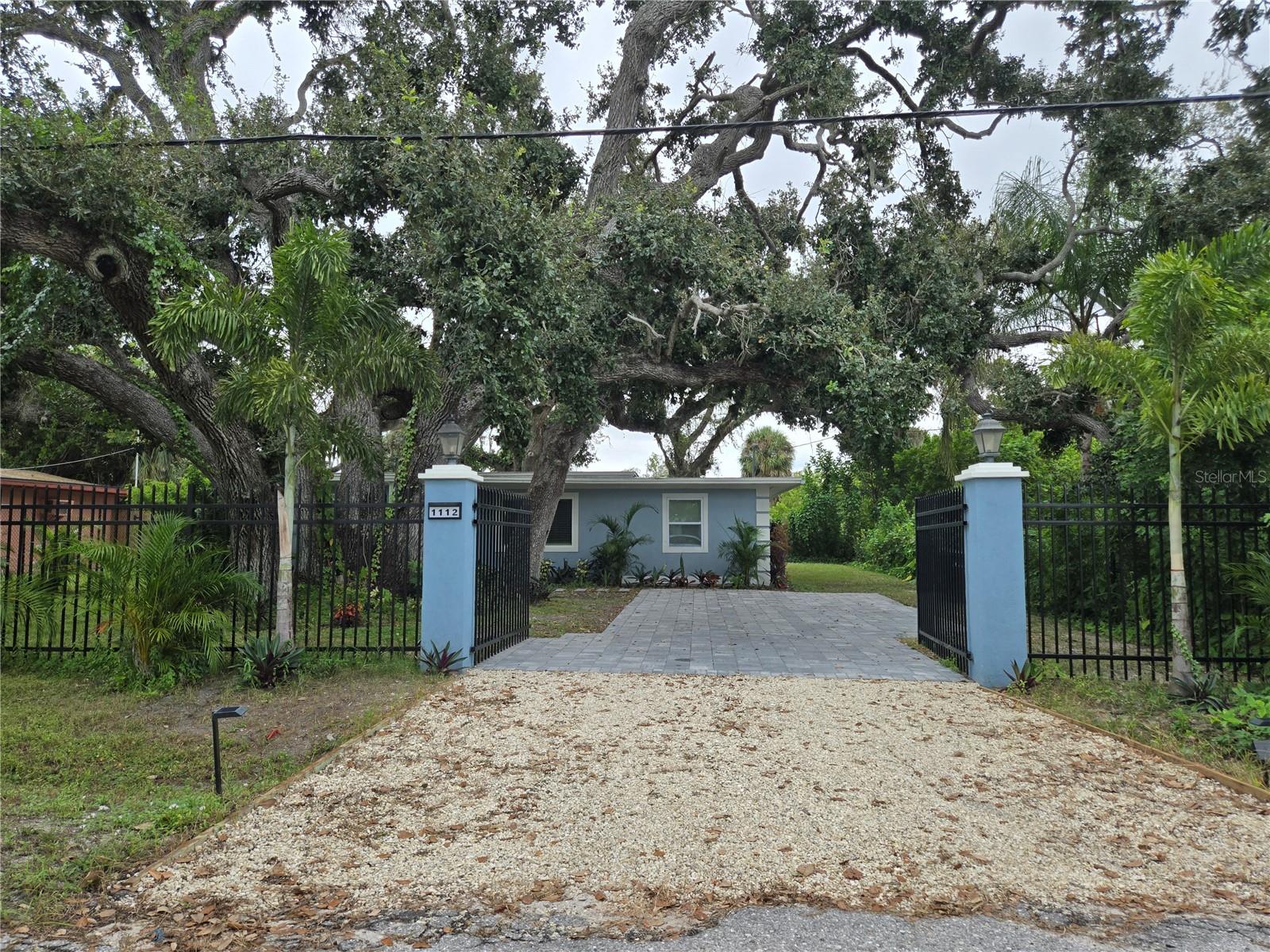 Photo 4 of 1112 SUNSET AVE