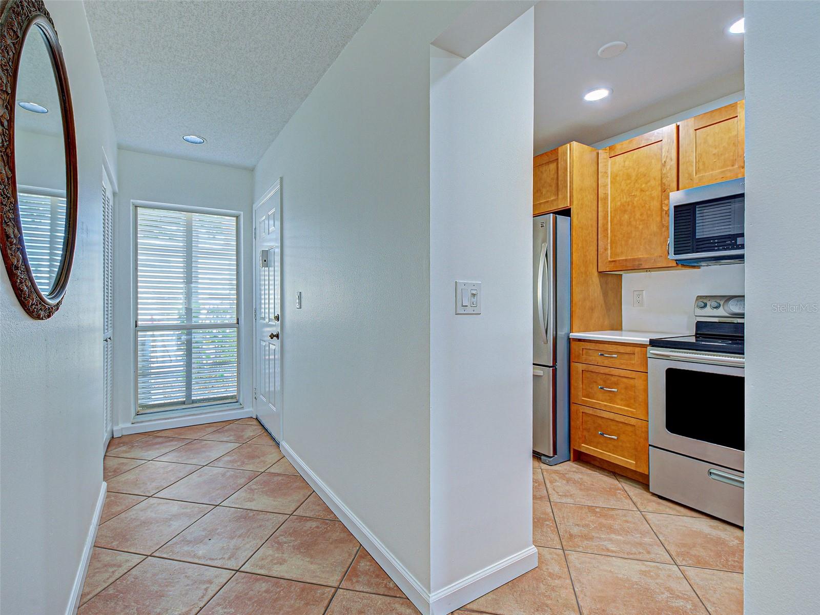 Photo 4 of 414 CERROMAR CIR S #152