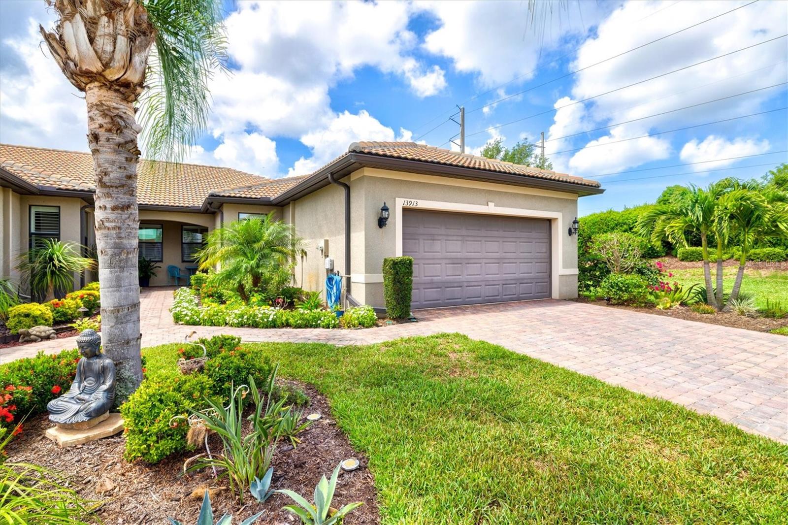 Photo 5 of 13913 ALAFAYA ST