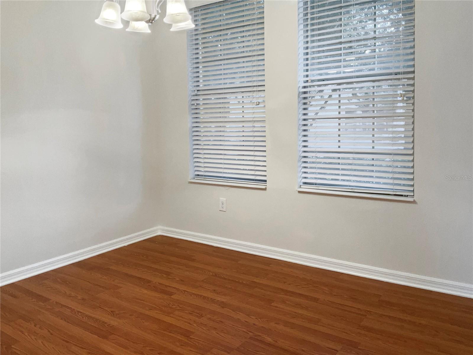 Photo 3 of 8928 RED BEECHWOOD CT