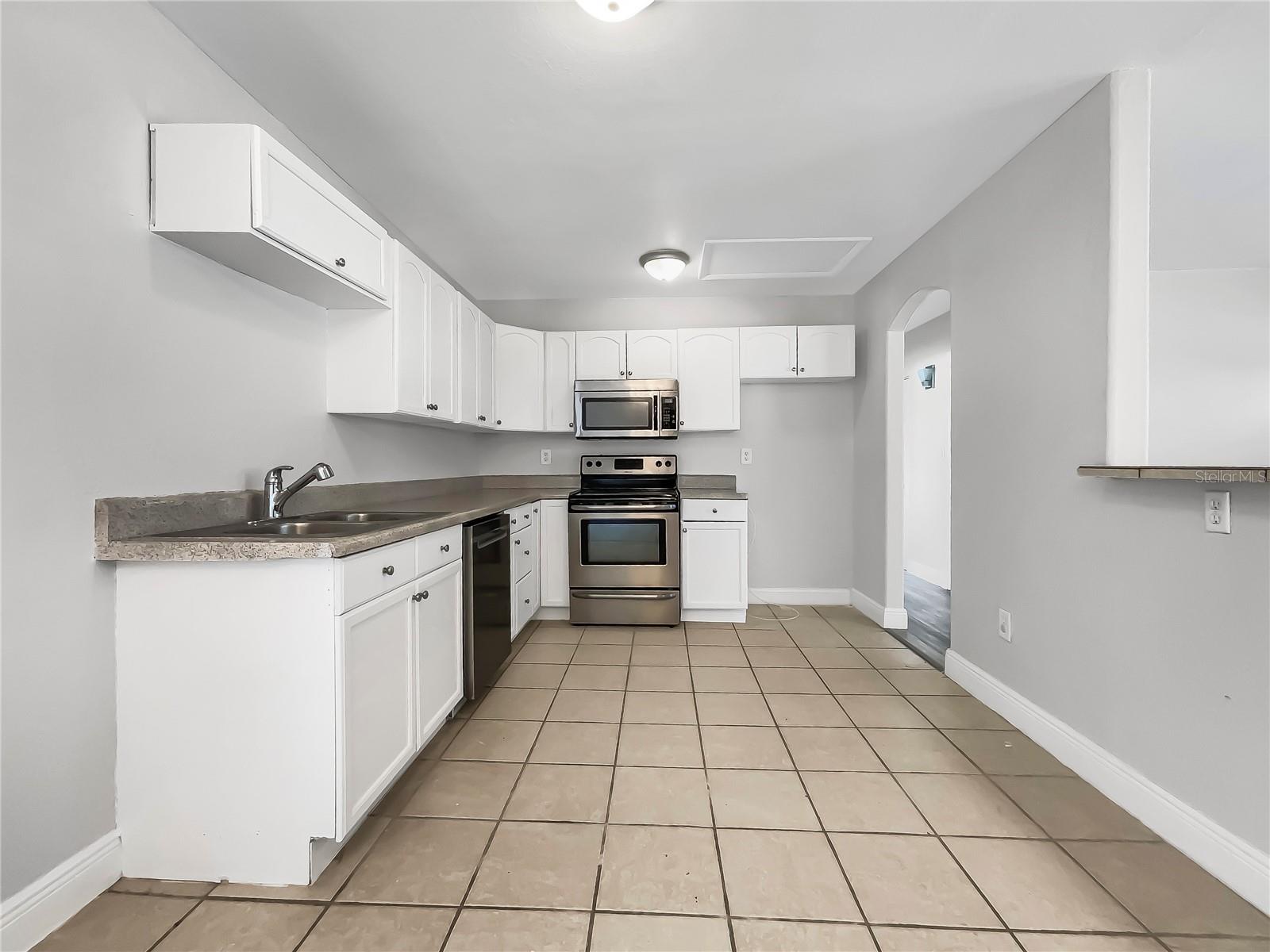 Photo 6 of 6331 JORDAN ST