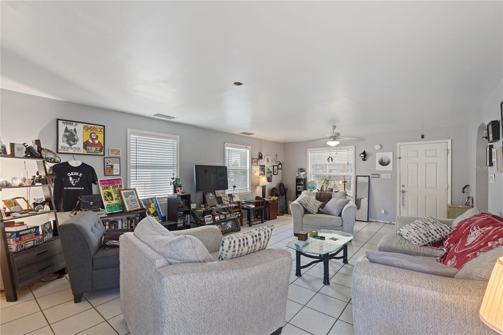 Photo 5 of 2519 W CREST AVE