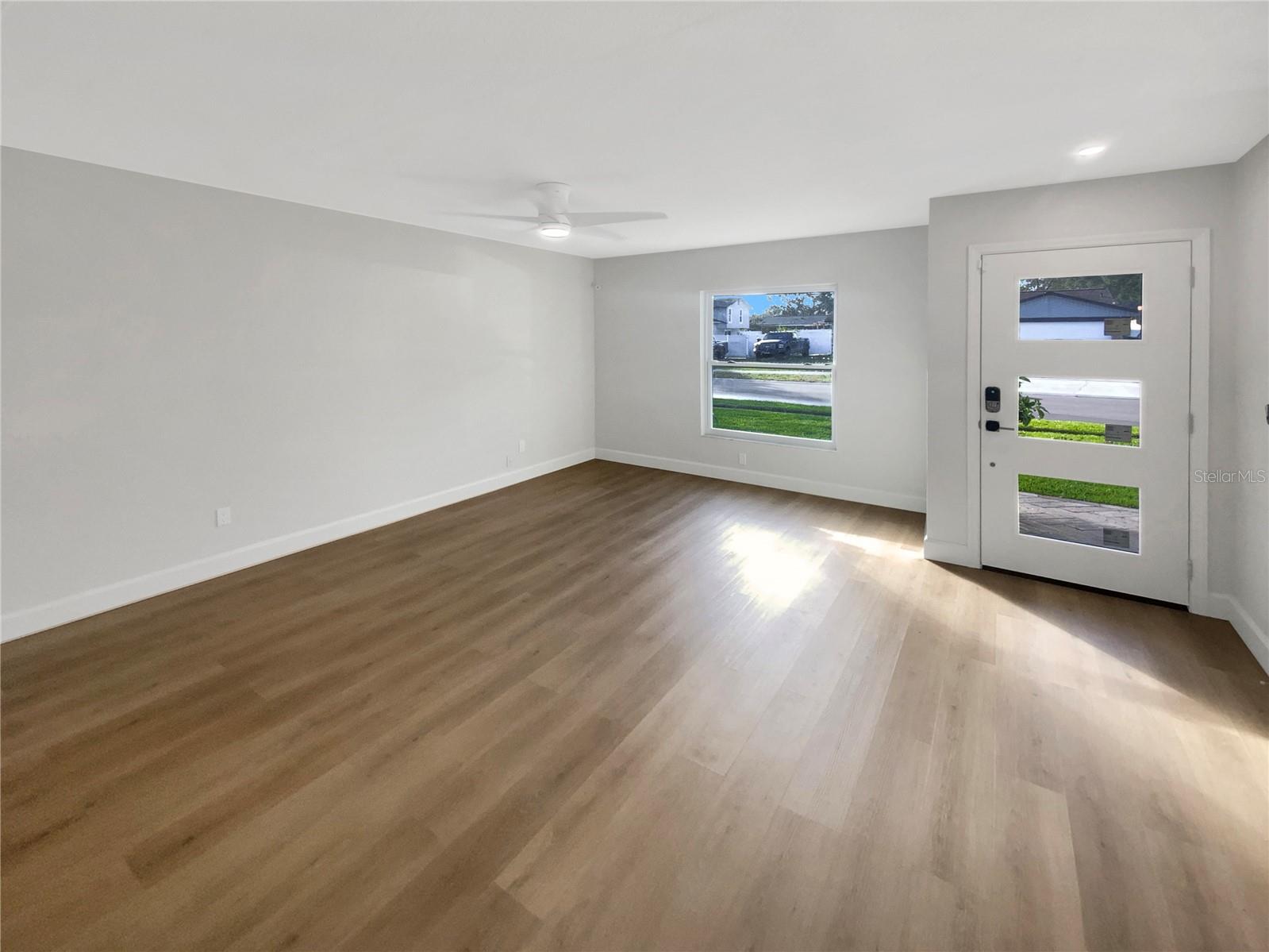 Photo 3 of 24047 TIMBERSET CT