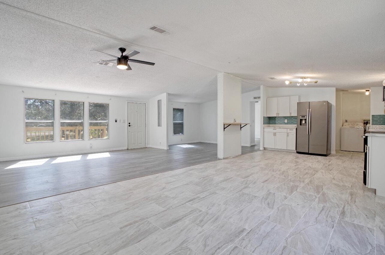 Photo 5 of 12208 GLENHILL DR