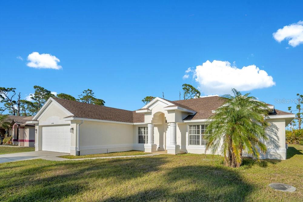 Photo 3 of 14248 SALVATIERRA LN