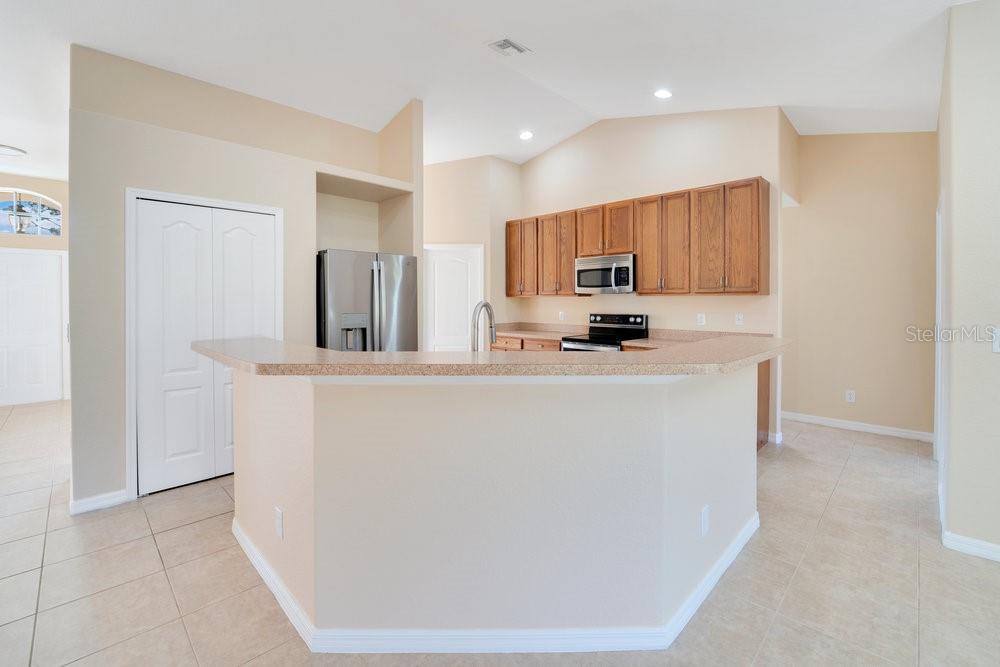 Photo 6 of 14248 SALVATIERRA LN