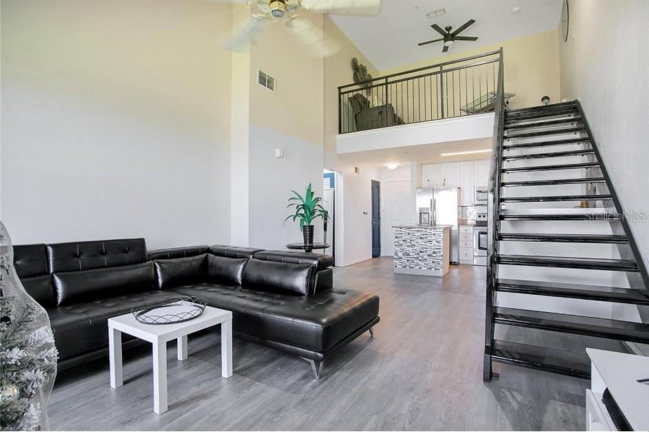 Photo 5 of 4221 W SPRUCE ST #1407