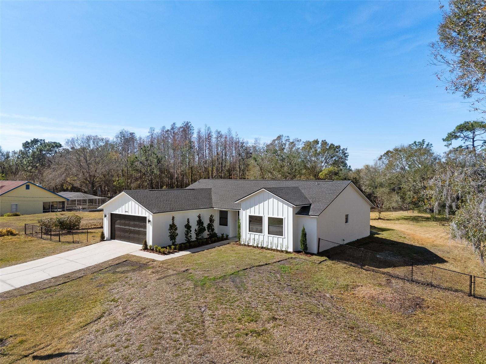 Photo 5 of 4039 MEADOW RUN LN