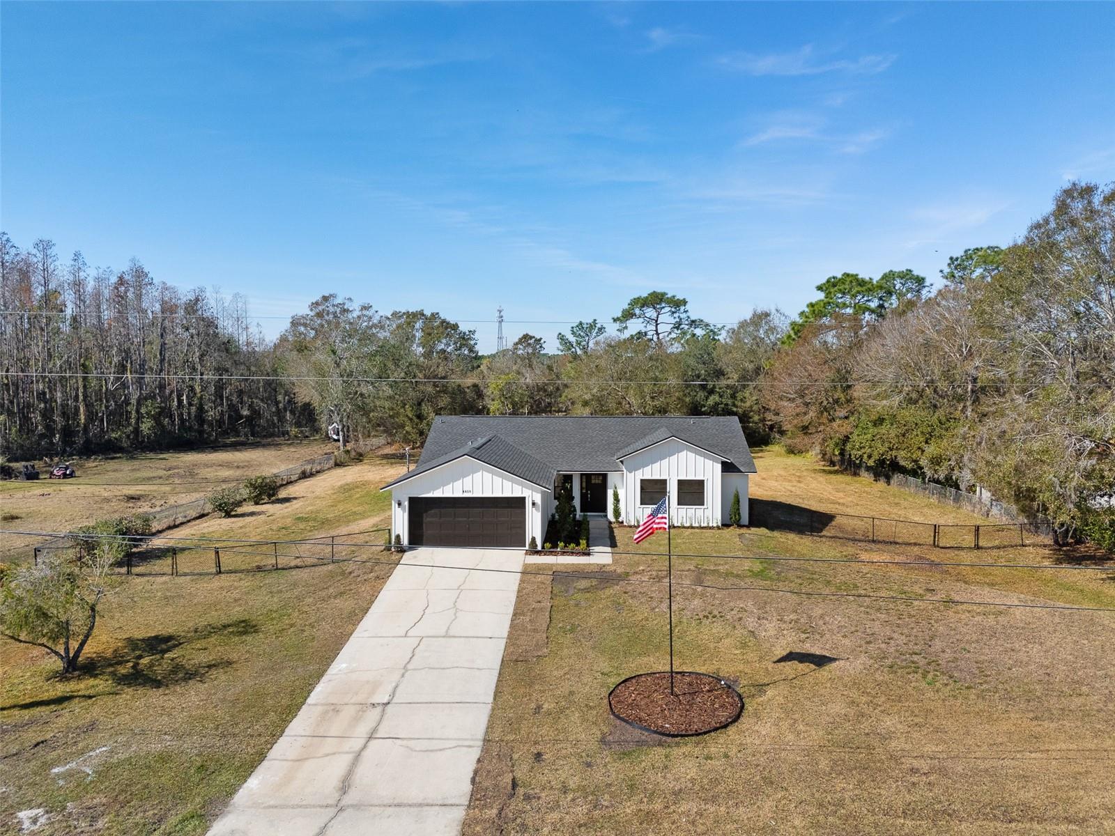 Photo 7 of 4039 MEADOW RUN LN