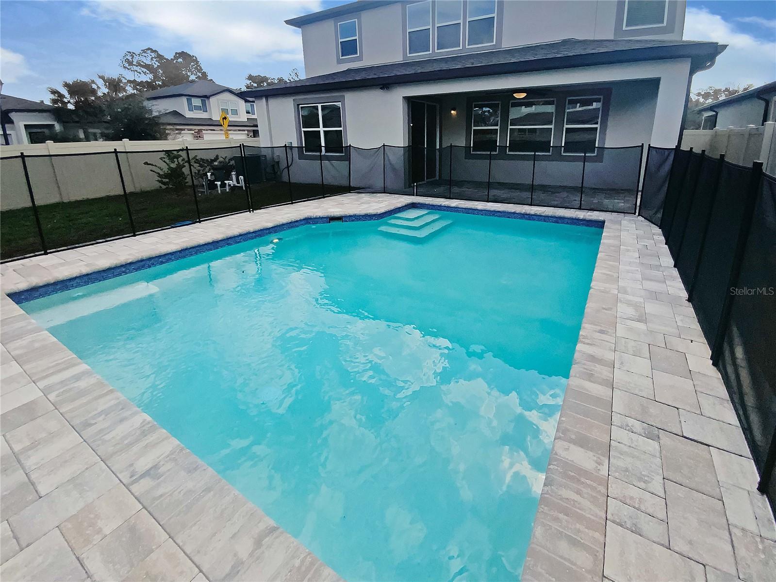 Photo 7 of 6525 DUTTON DR