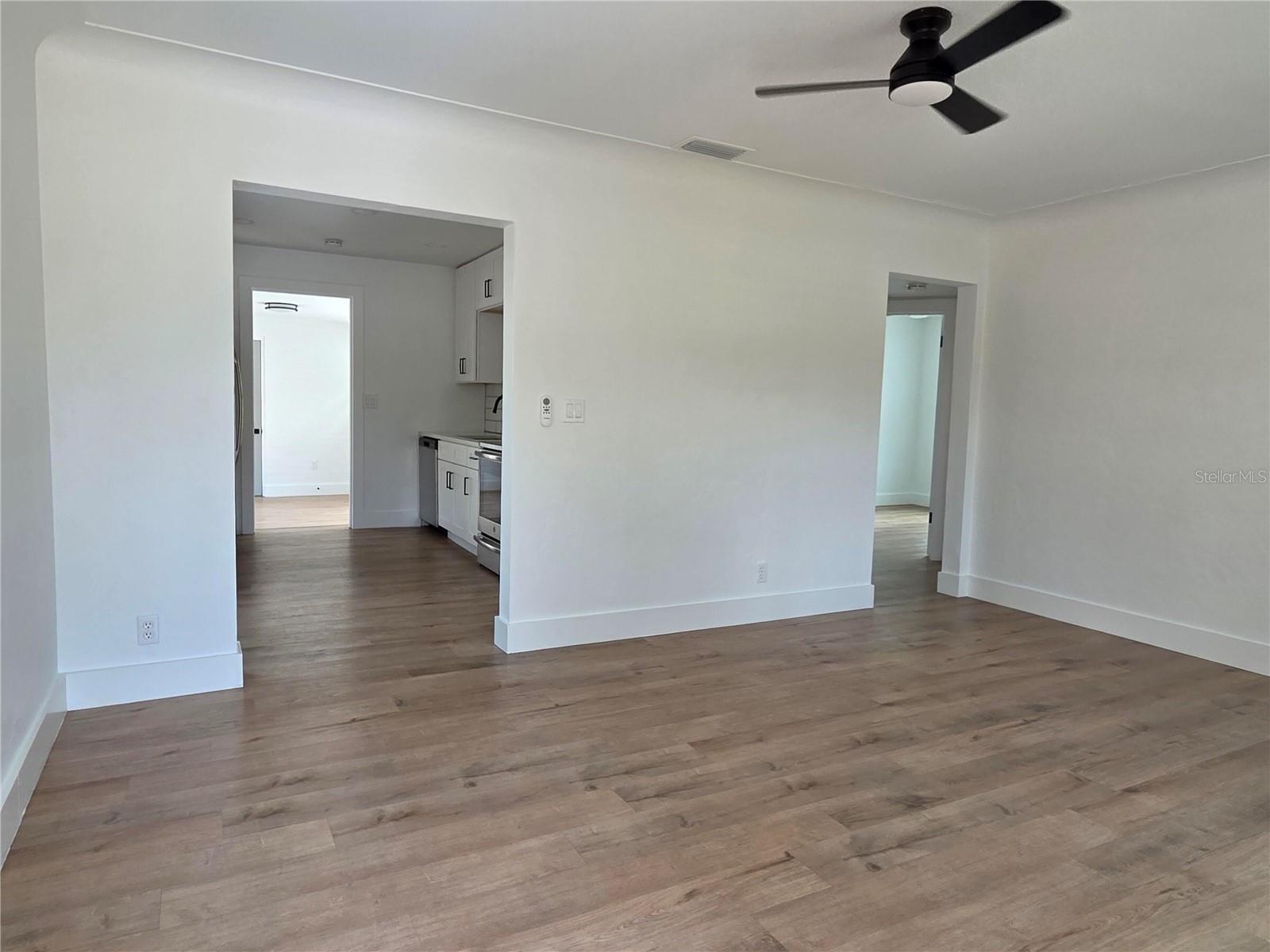Photo 5 of 4016 9TH AVE N