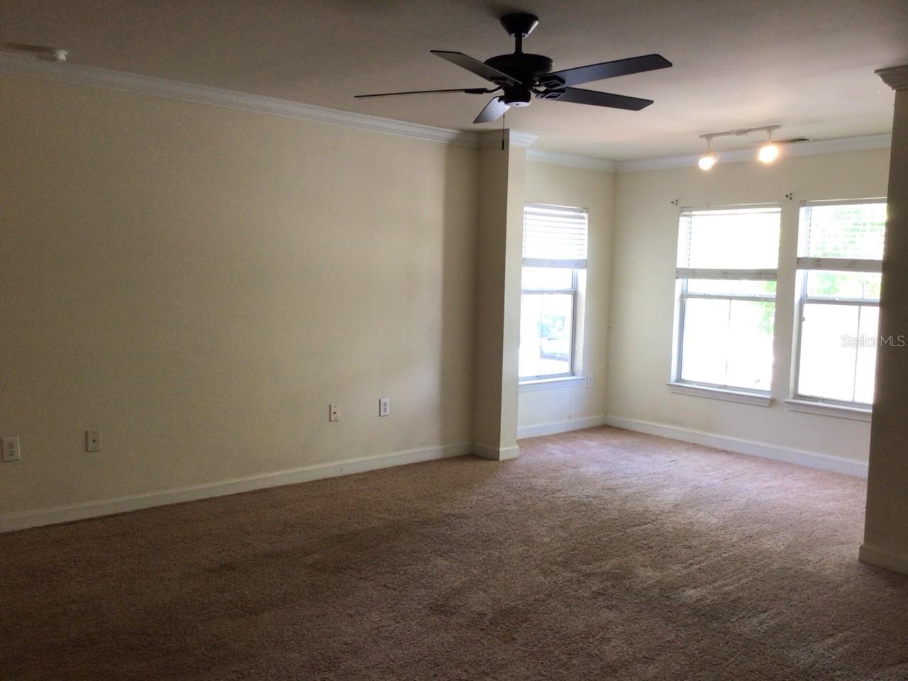 Photo 5 of 18139 BACK STRETCH LN #18139