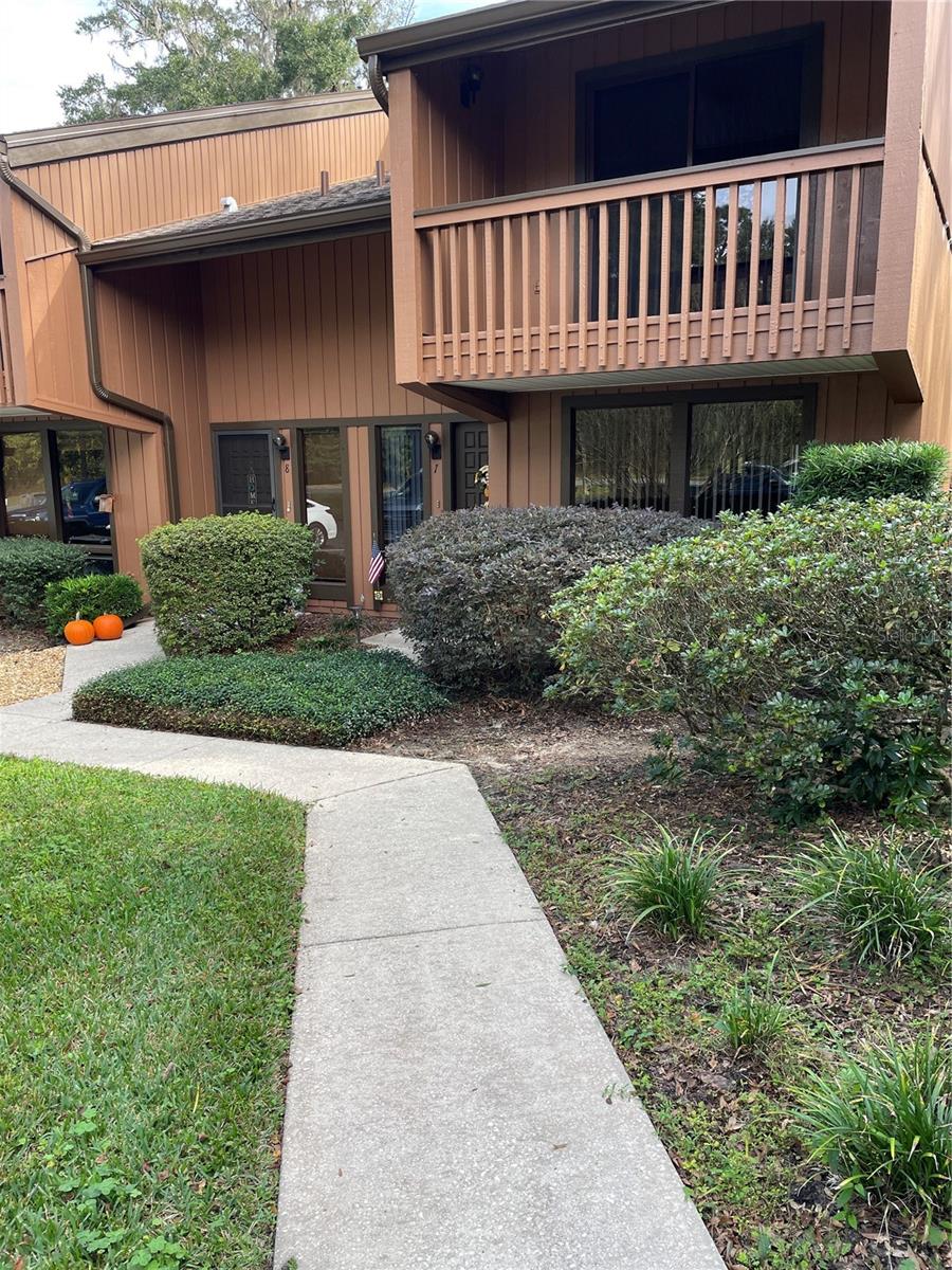 Photo 2 of 19706 SW 83RD PLACE RD #B7