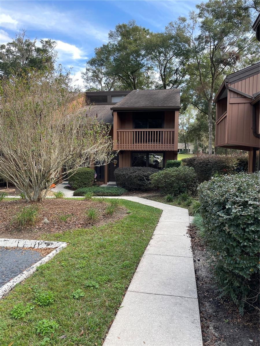Photo 3 of 19706 SW 83RD PLACE RD #B7