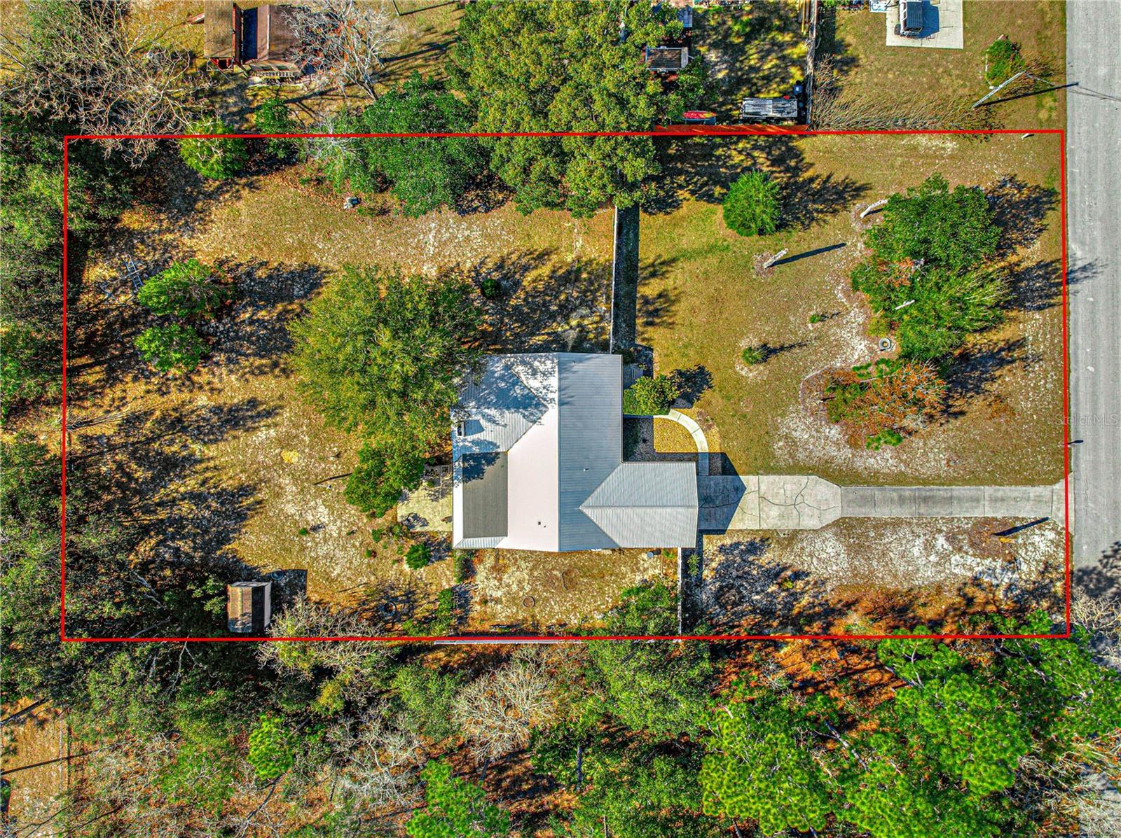 Photo 2 of 2250 W MIDDLE LN