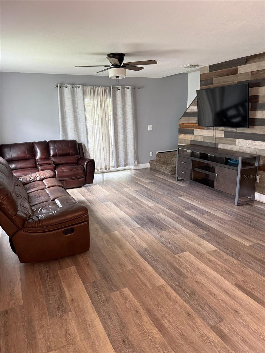 Photo 5 of 2235 FLUORSHIRE DR