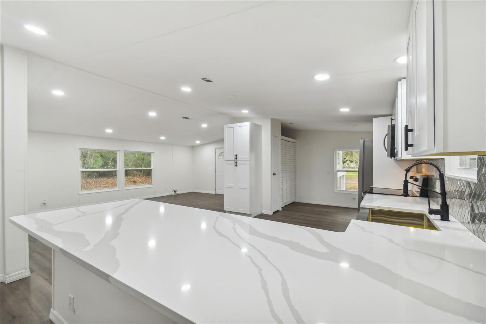 Photo 6 of 3228 SANDY DRIVE