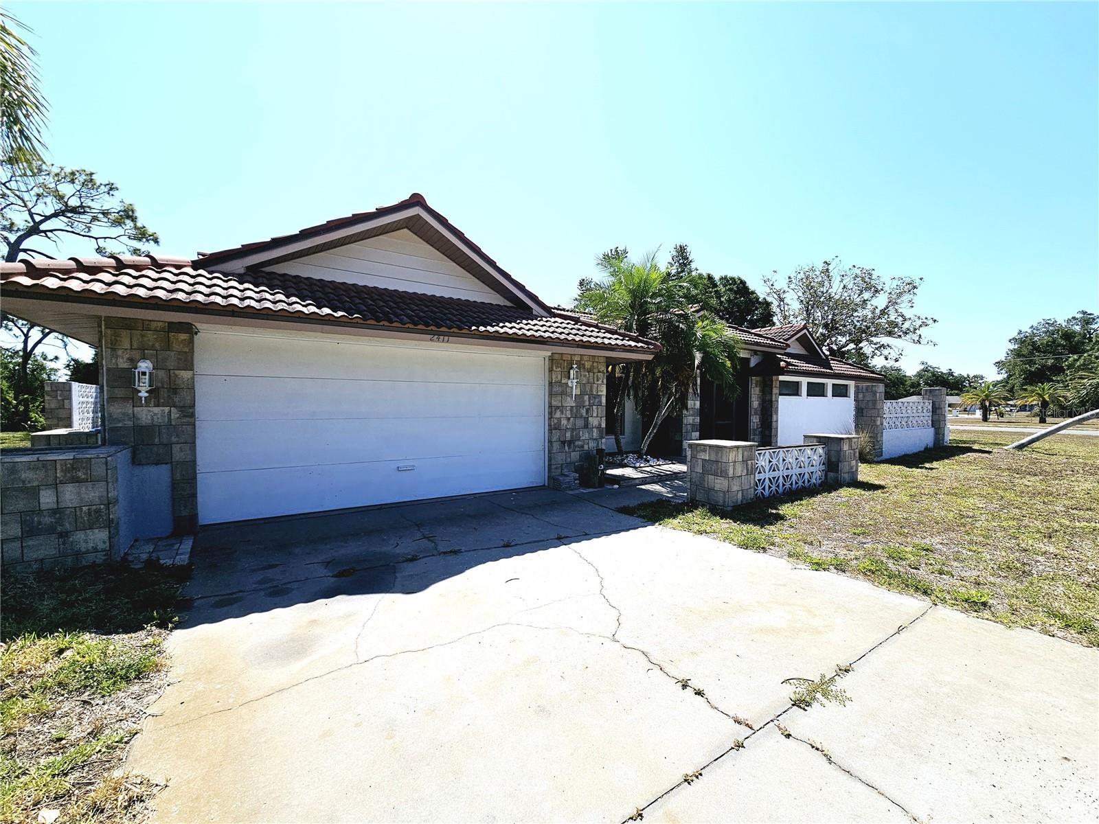Photo of 2411 BELLE RD