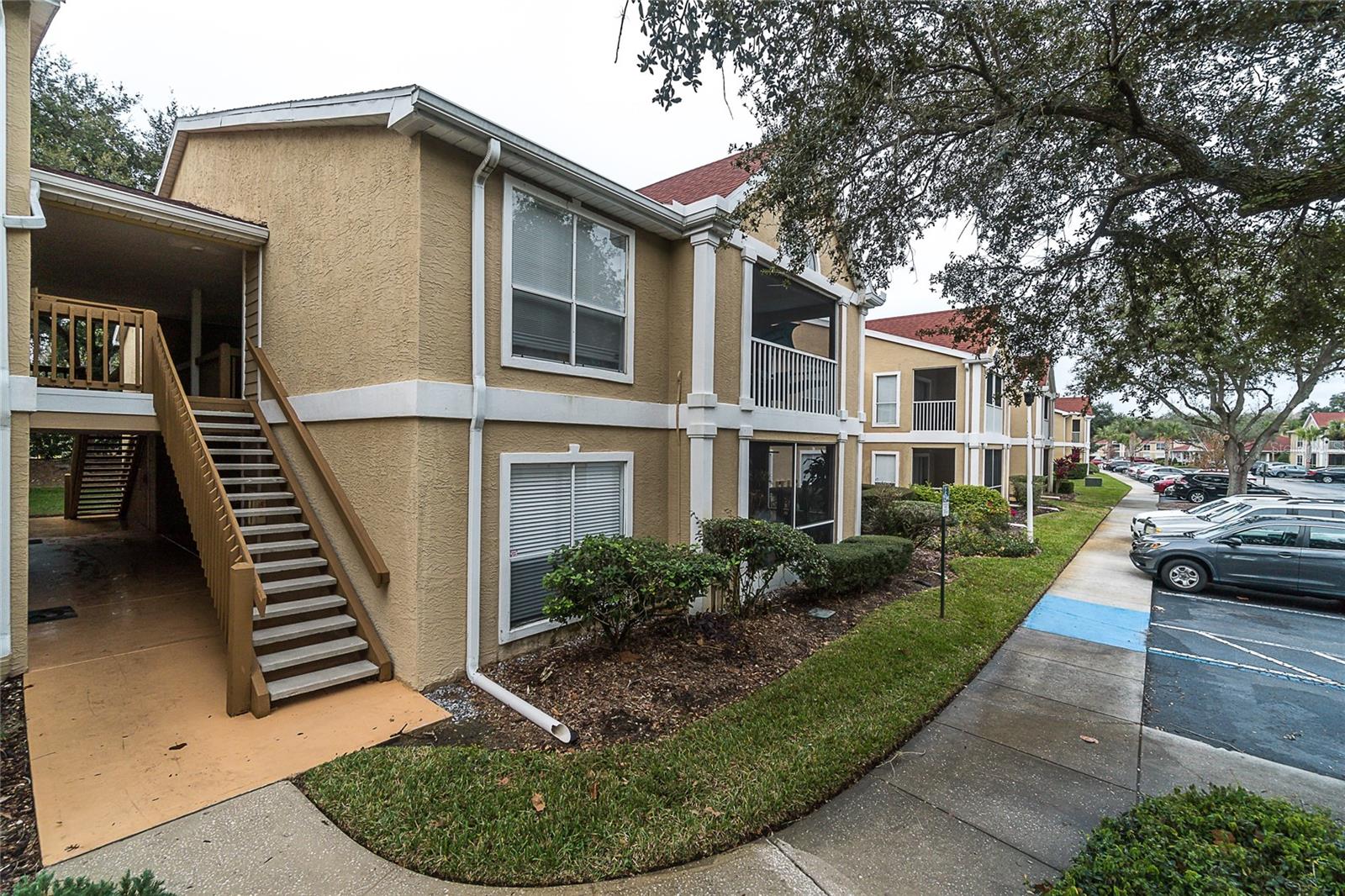 Photo 2 of 9481 HIGHLAND OAK DR #1003