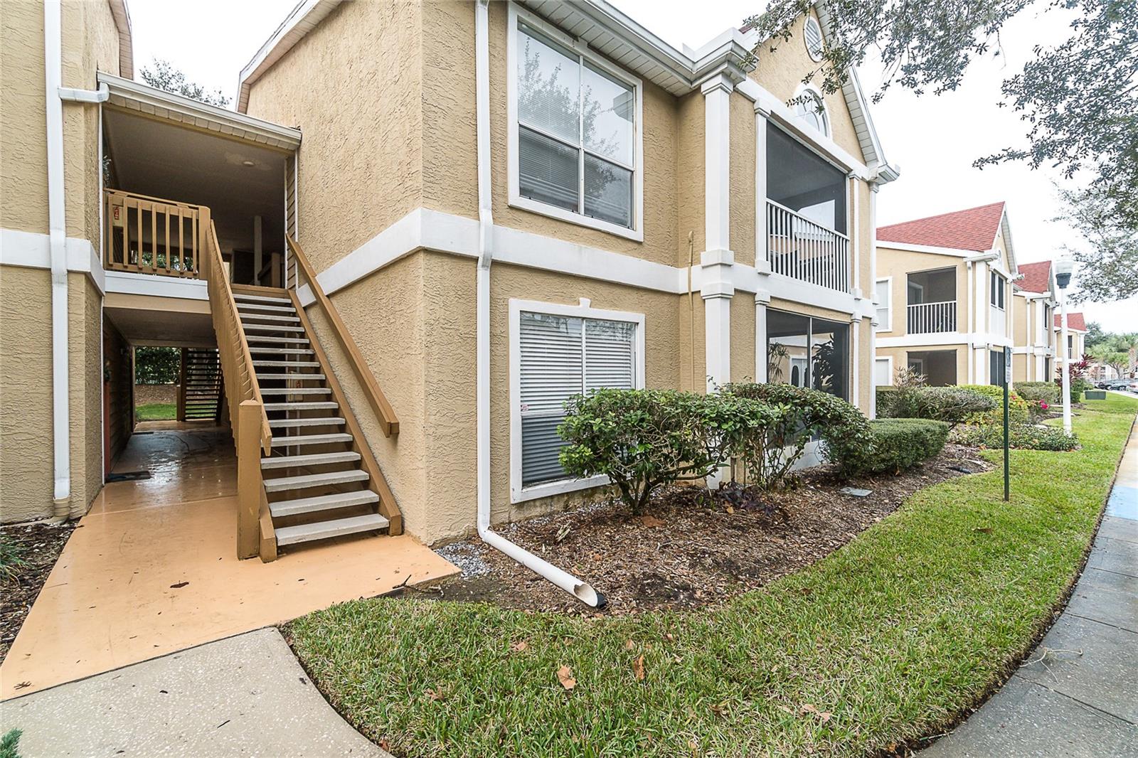 Photo 3 of 9481 HIGHLAND OAK DR #1003