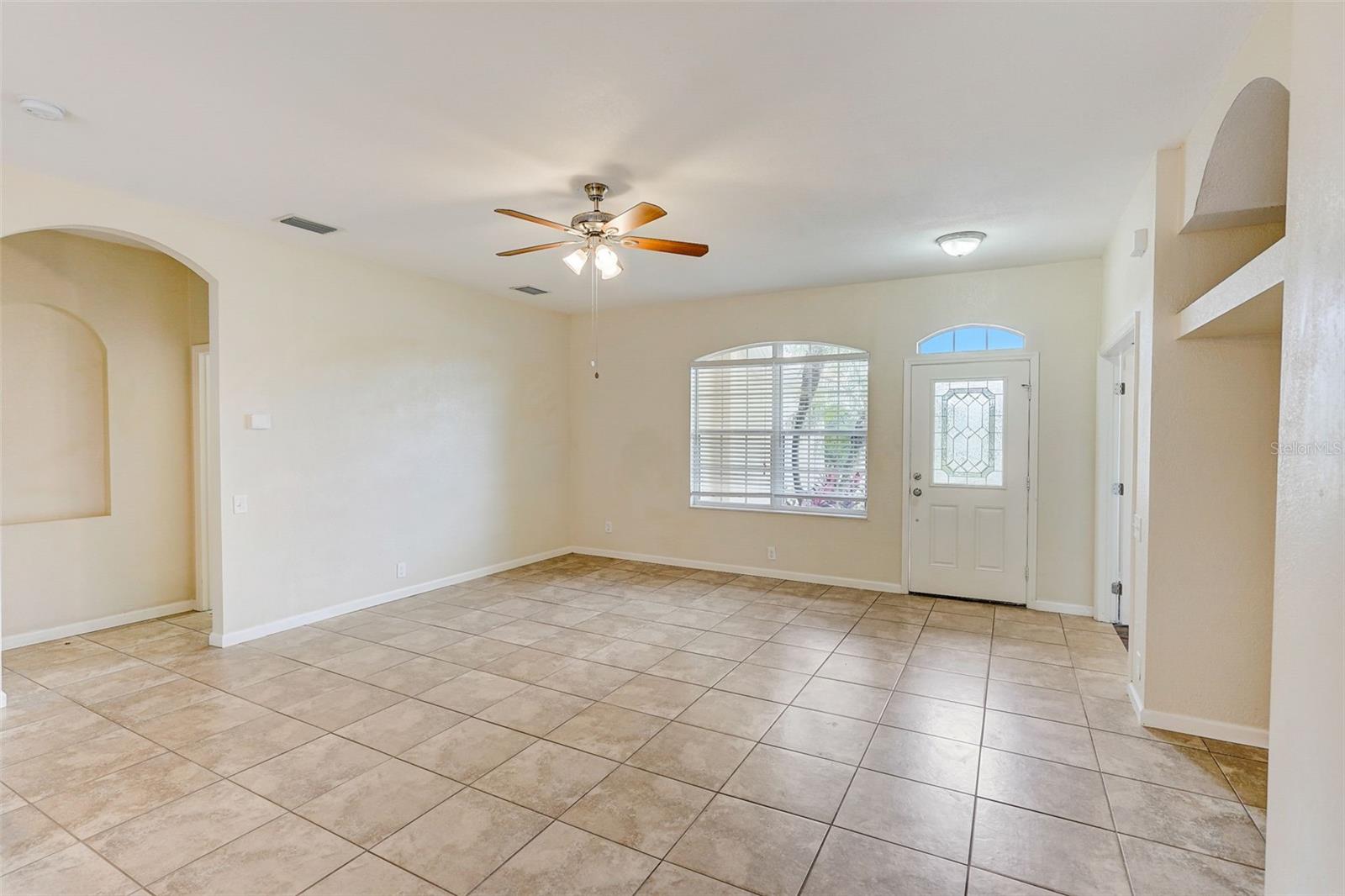 Photo 4 of 1902 COCONUT PALM CIR