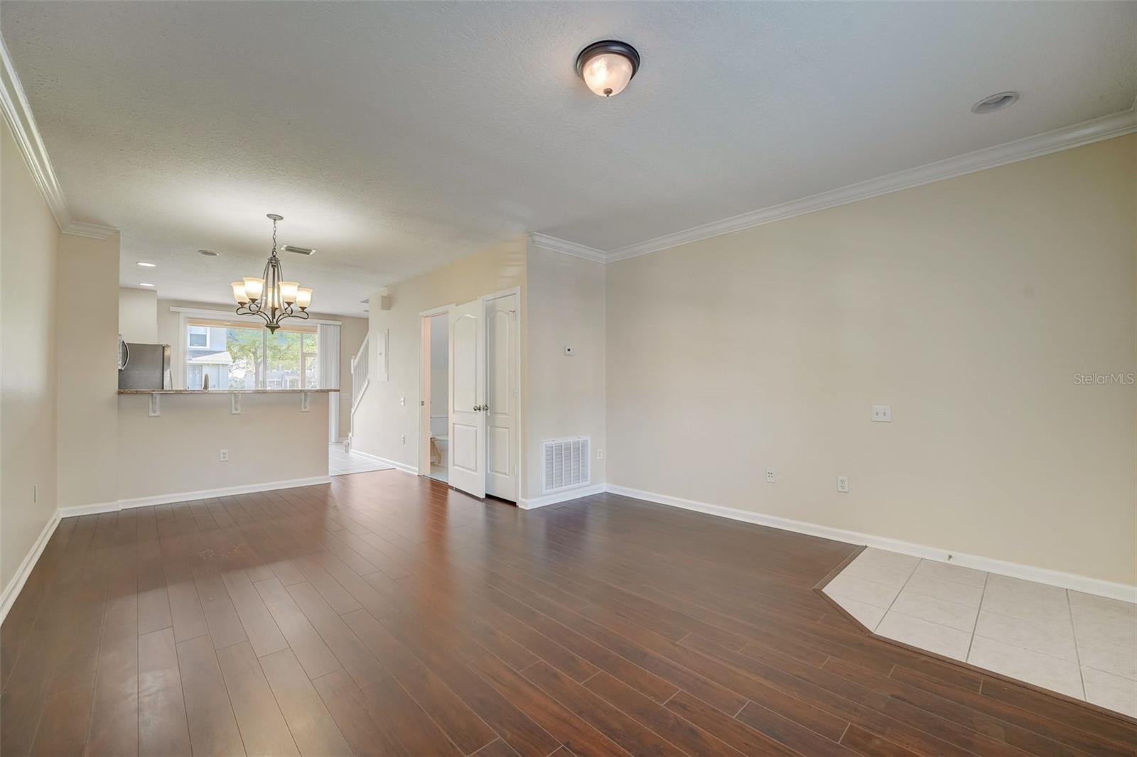Photo 7 of 4516 BARNSTEAD DR