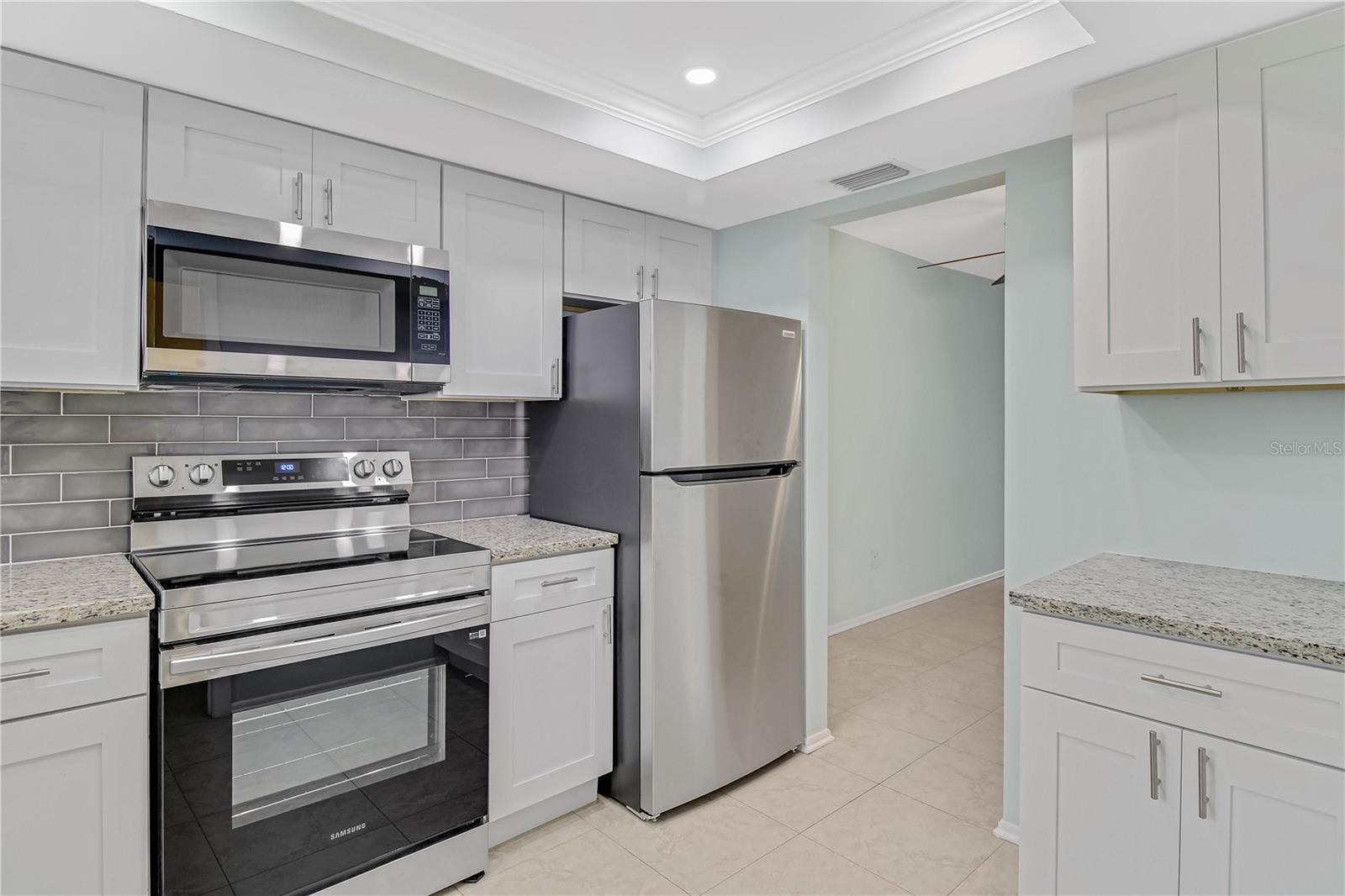 Photo 4 of 1466 NORMANDY PARK DR #4