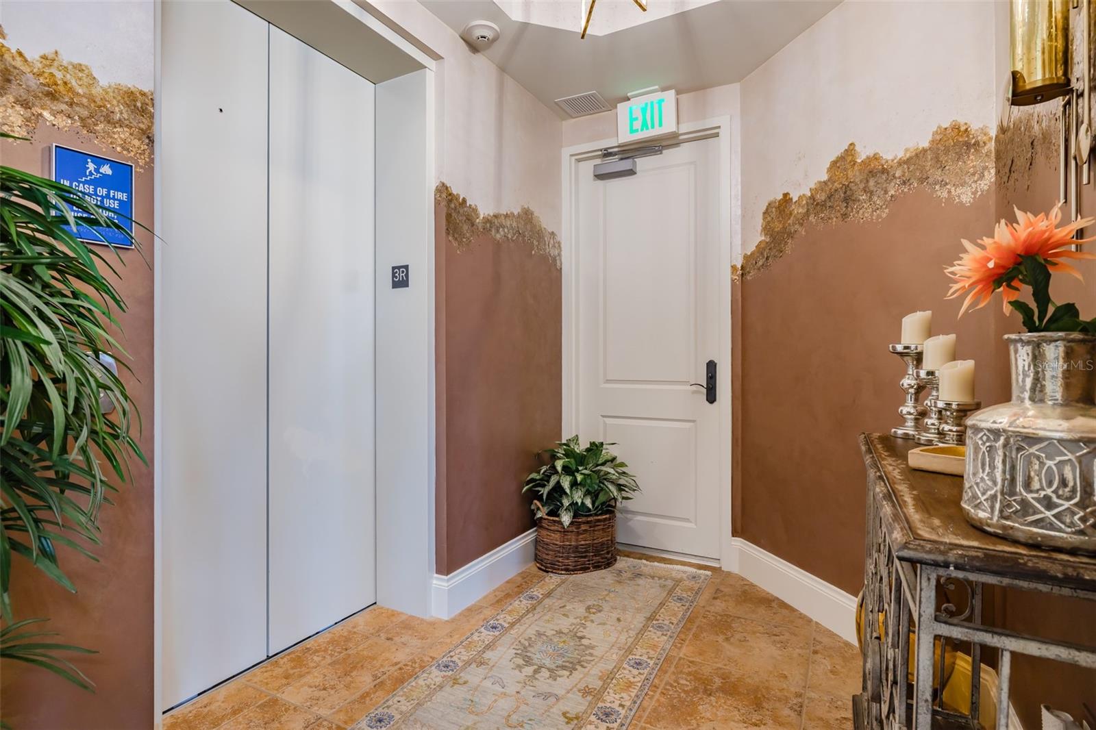 Photo 4 of 140 RIVIERA DUNES WAY #303