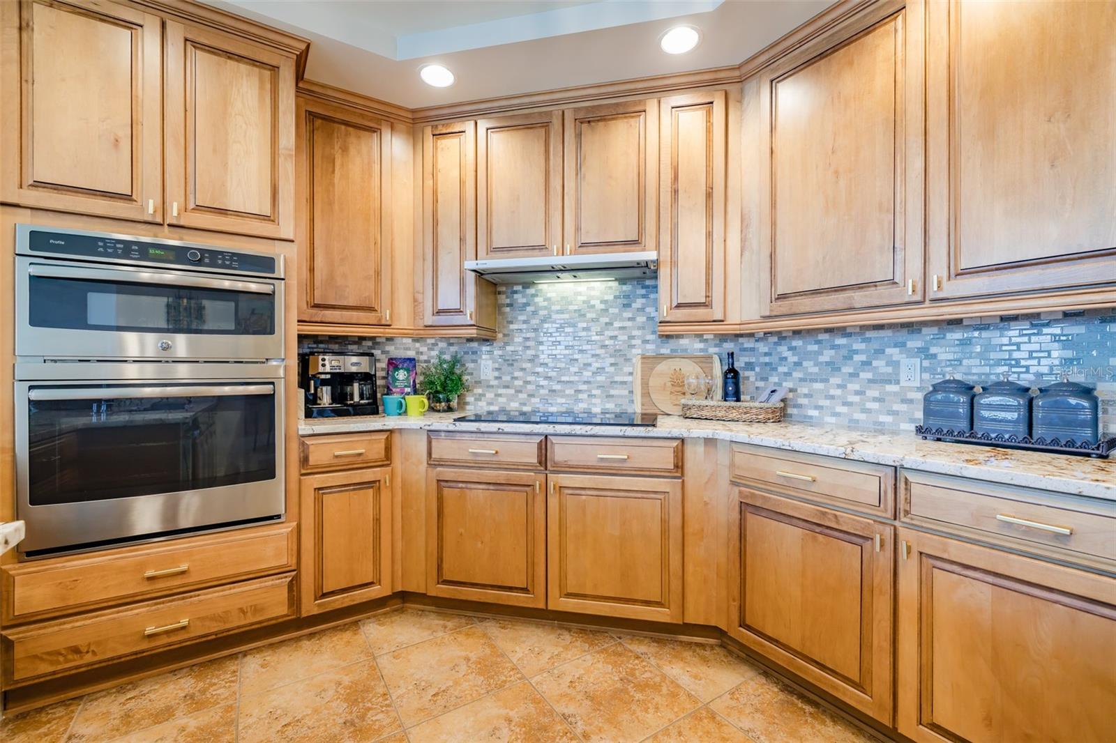 Photo 7 of 140 RIVIERA DUNES WAY #303