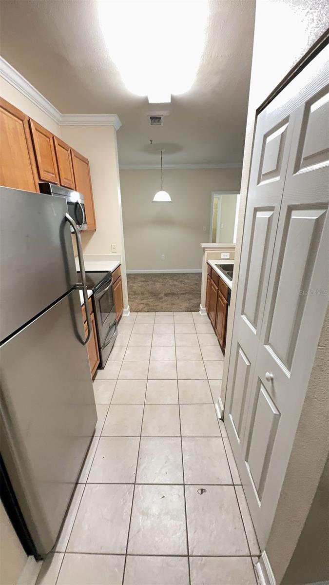 Photo 7 of 18455 BRIDLE CLUB DR #18455