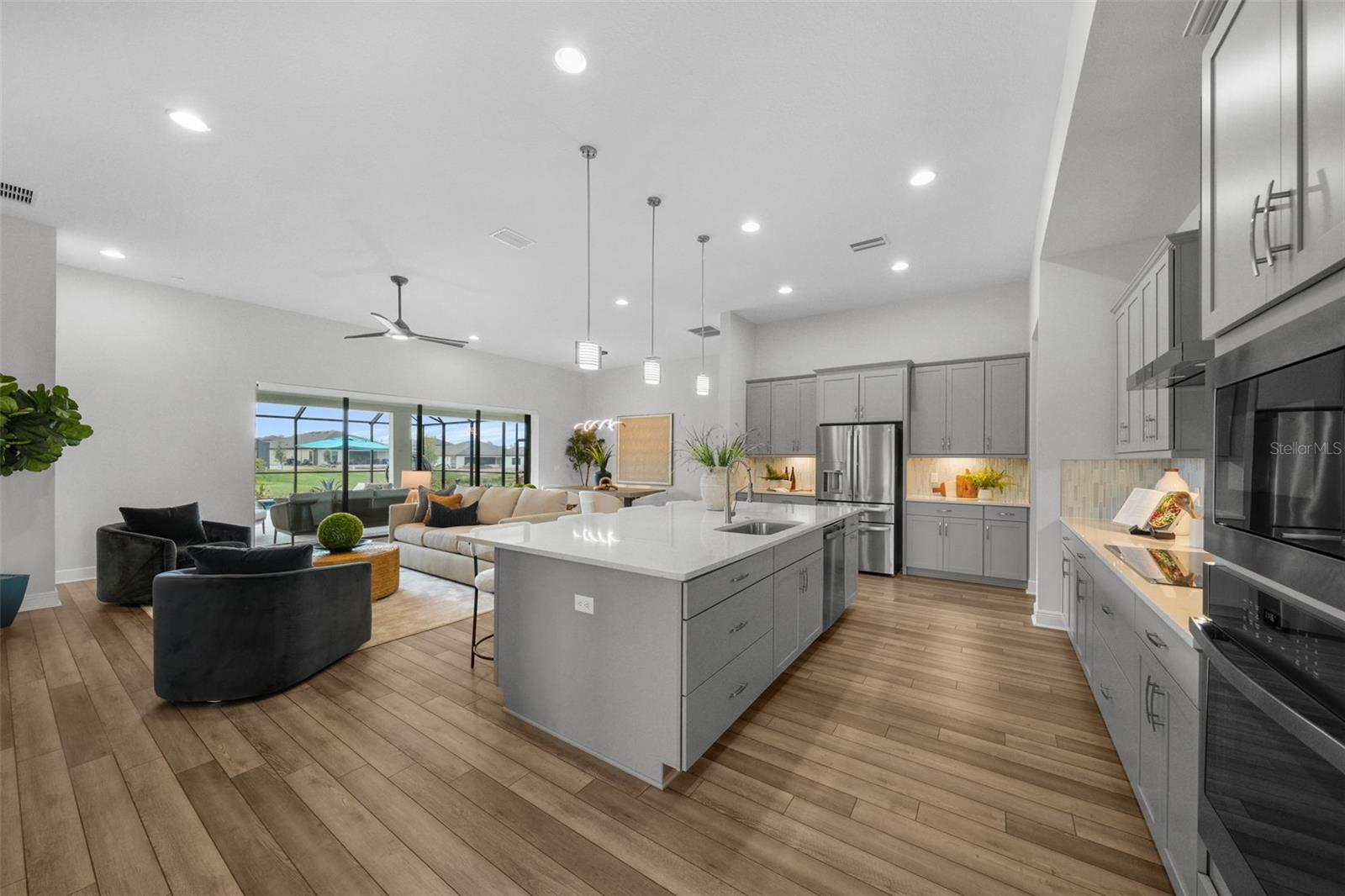 Photo 5 of 9120 WARM SPRINGS CIR