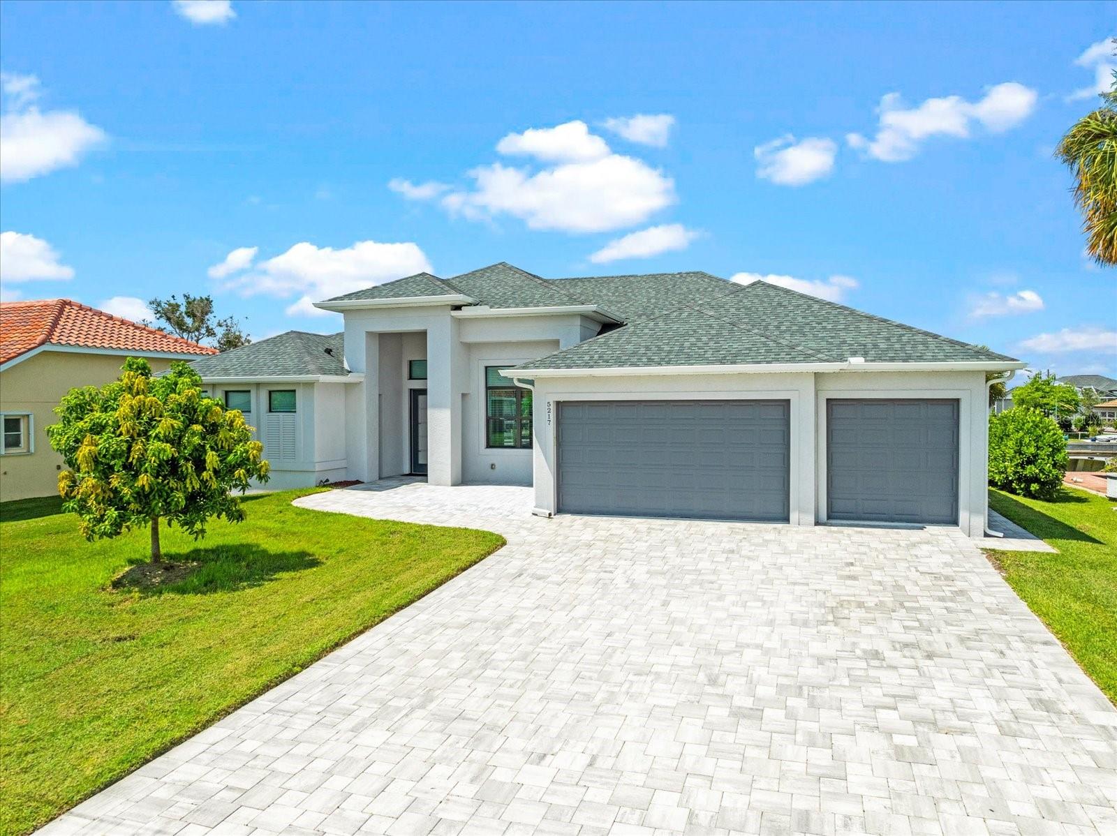 Photo 4 of 5217 FORBES TER