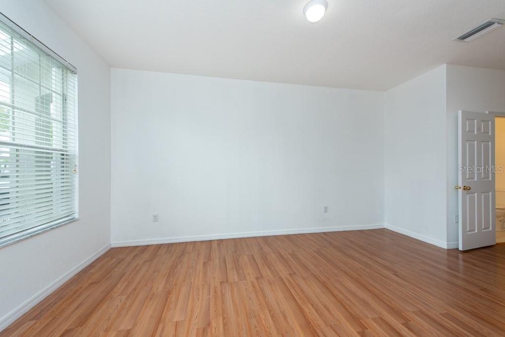 Photo 6 of 12707 SUNLAND CT