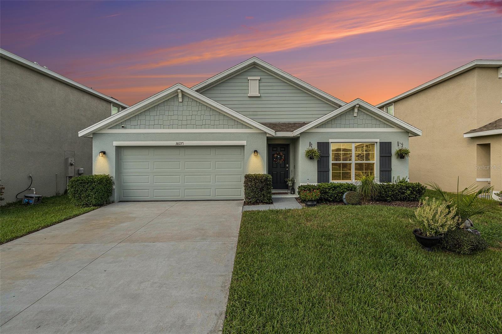 Photo of 38271 SONNET LANDING AVE