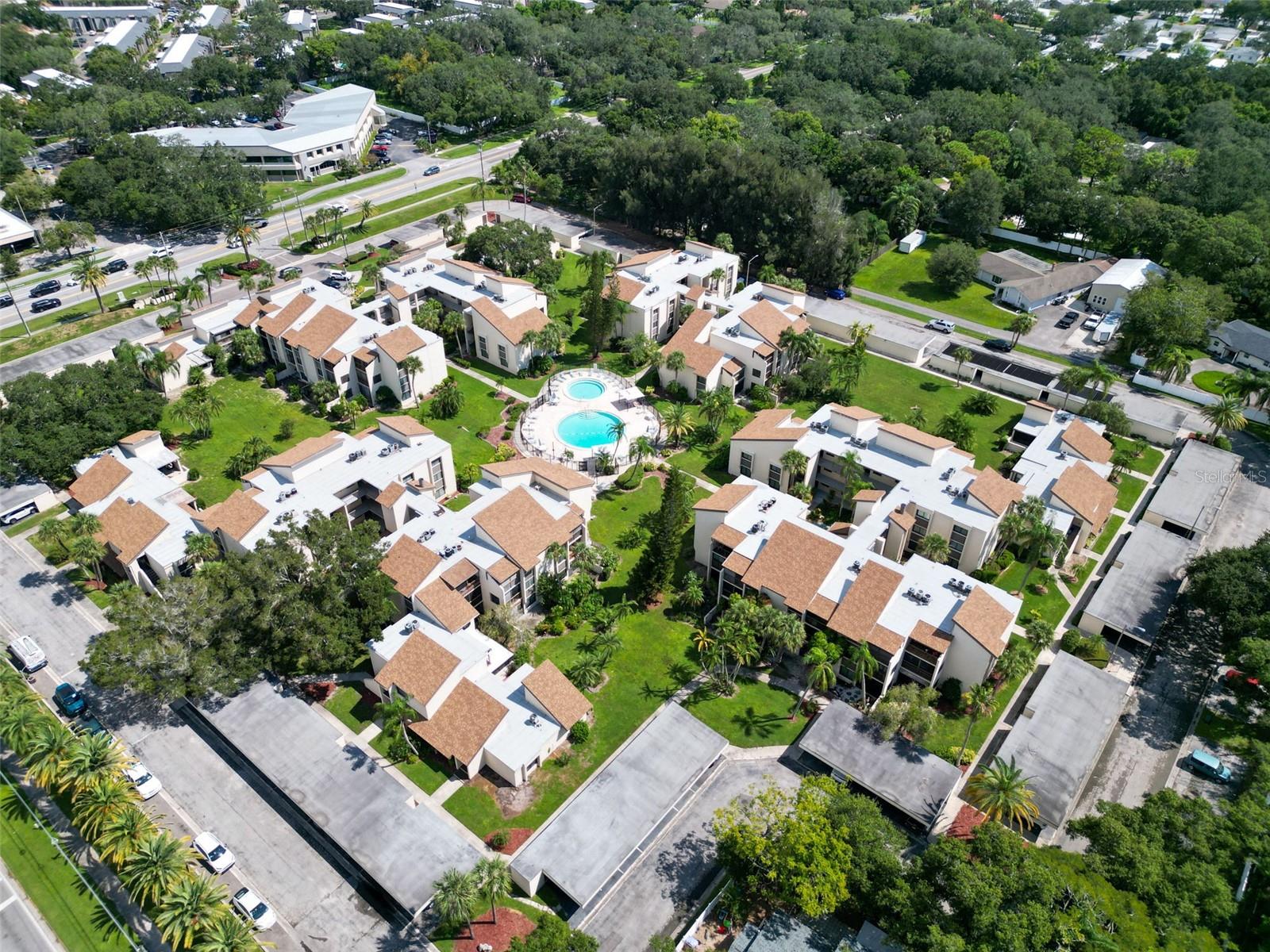 Photo of 2211 BELLEAIR RD #D3