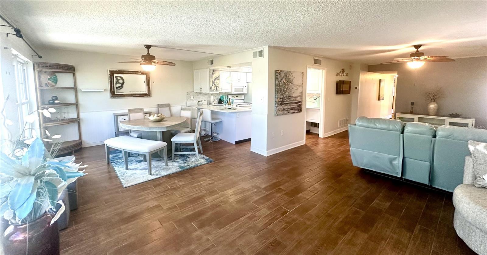 Photo 7 of 225 COUNTRY CLUB DR #C 327